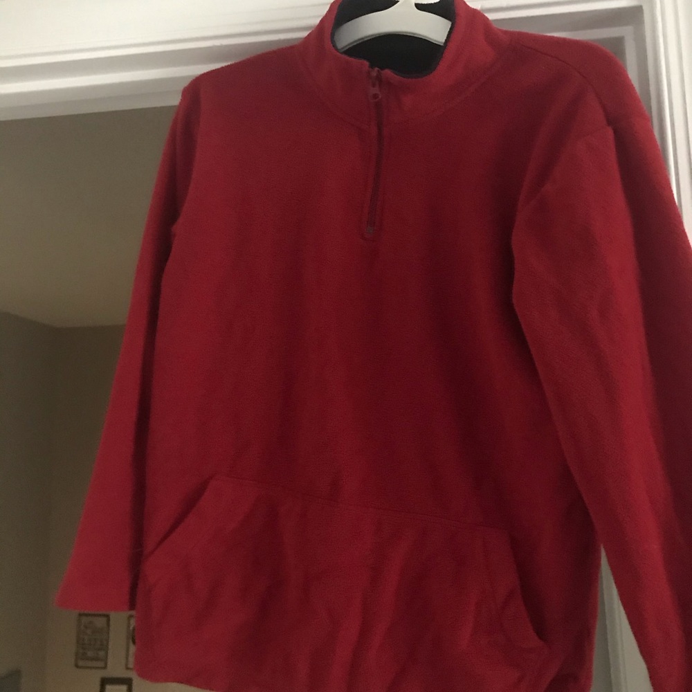 Fleece Red Pull Over